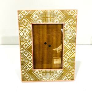 Two's Company Photo Picture Frame Standing Table Top Unique Pink Beige Batik 4x6